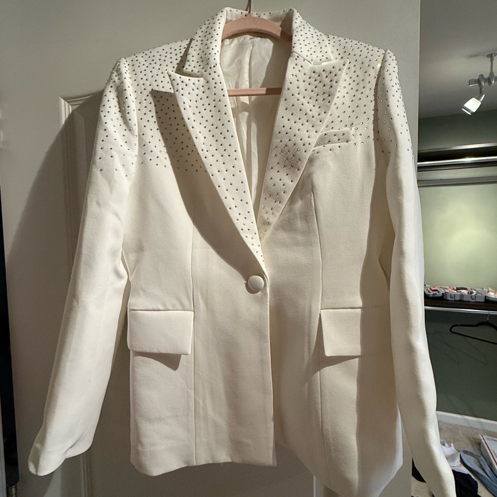 Elegant White Studded Women's Blazer